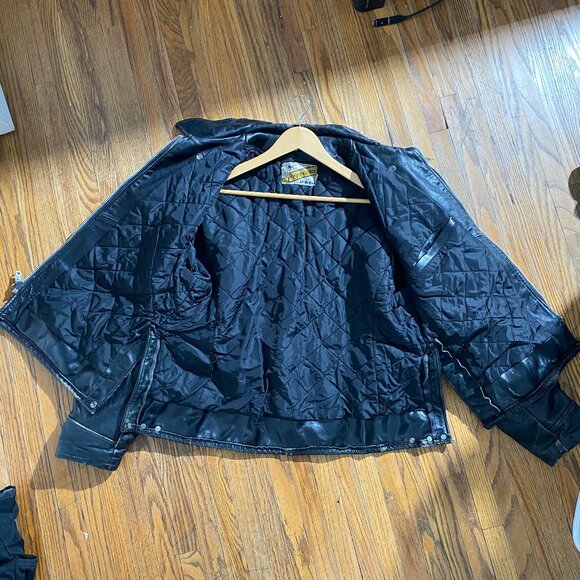 Schott Perfecto Vintage Leather Jacket - Picture 4 of 6